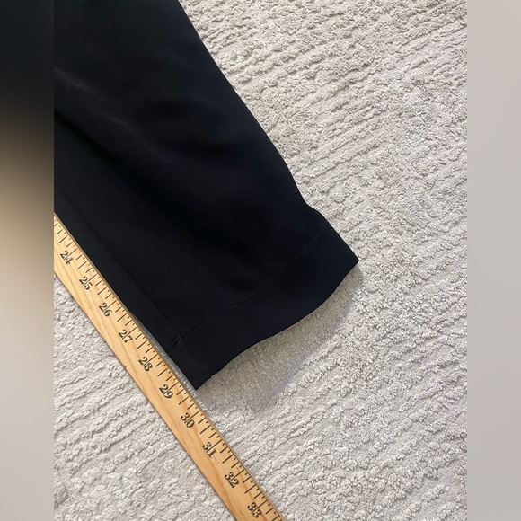 Lululemon Noir Pant - Picture 5 of 6